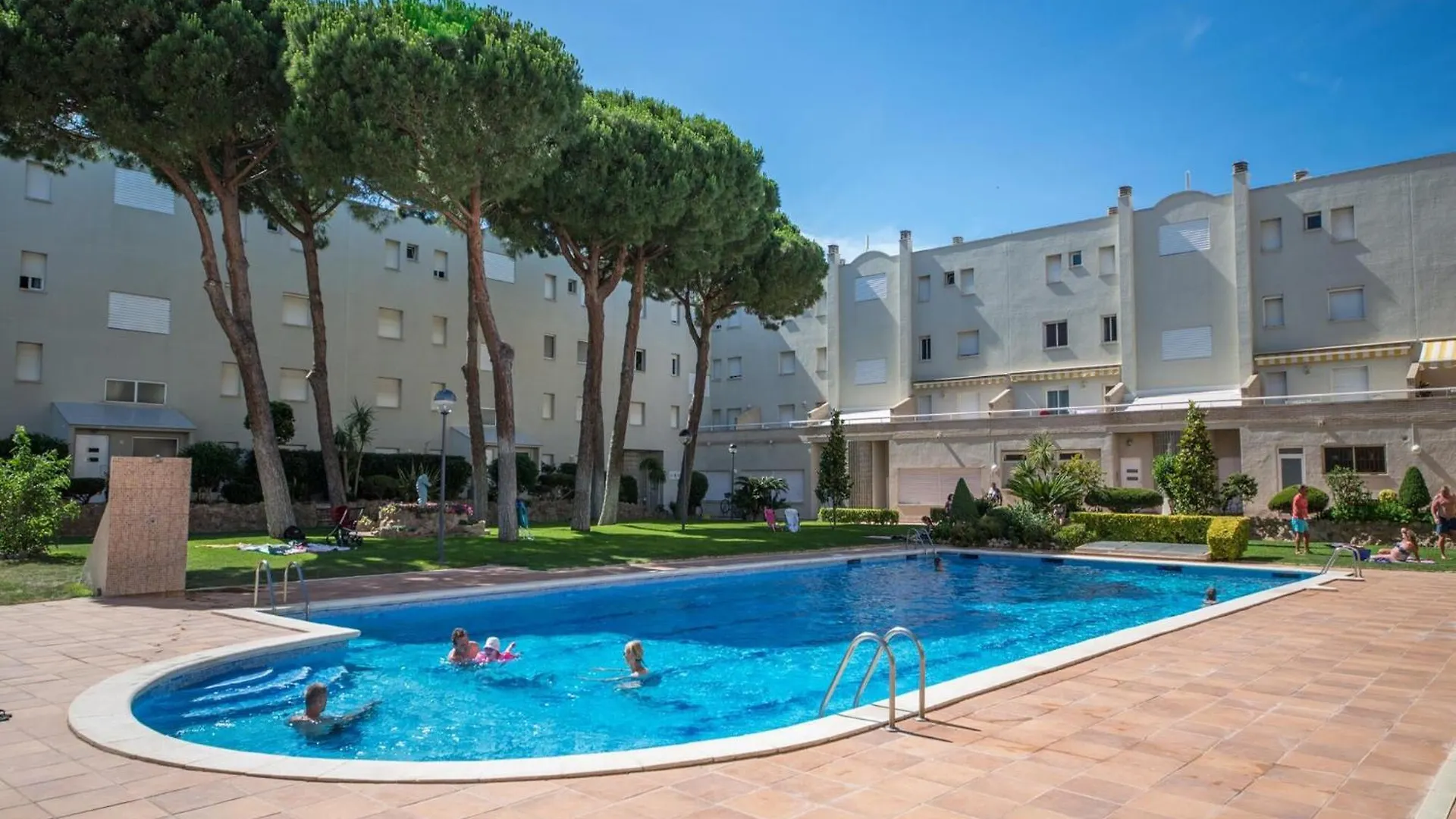 Beautiful Apartment With Communal Pool L'Escala